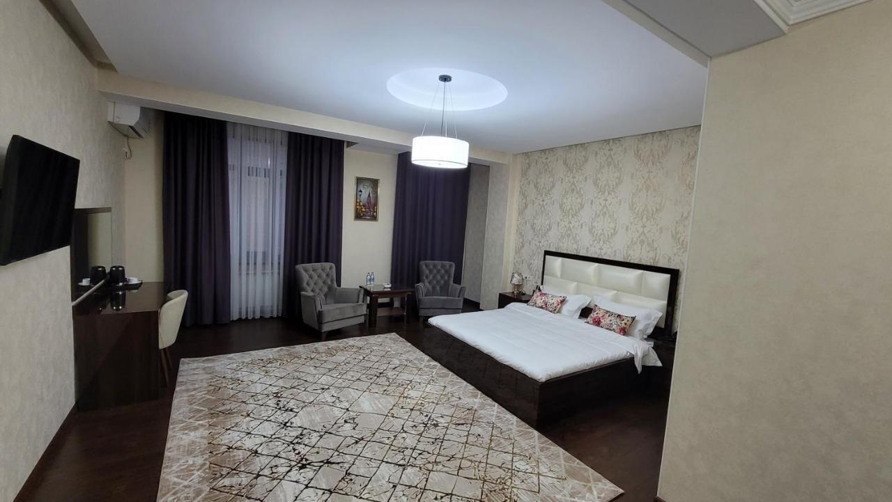 Hotel Ayni Dušanbe Exteriér fotografie