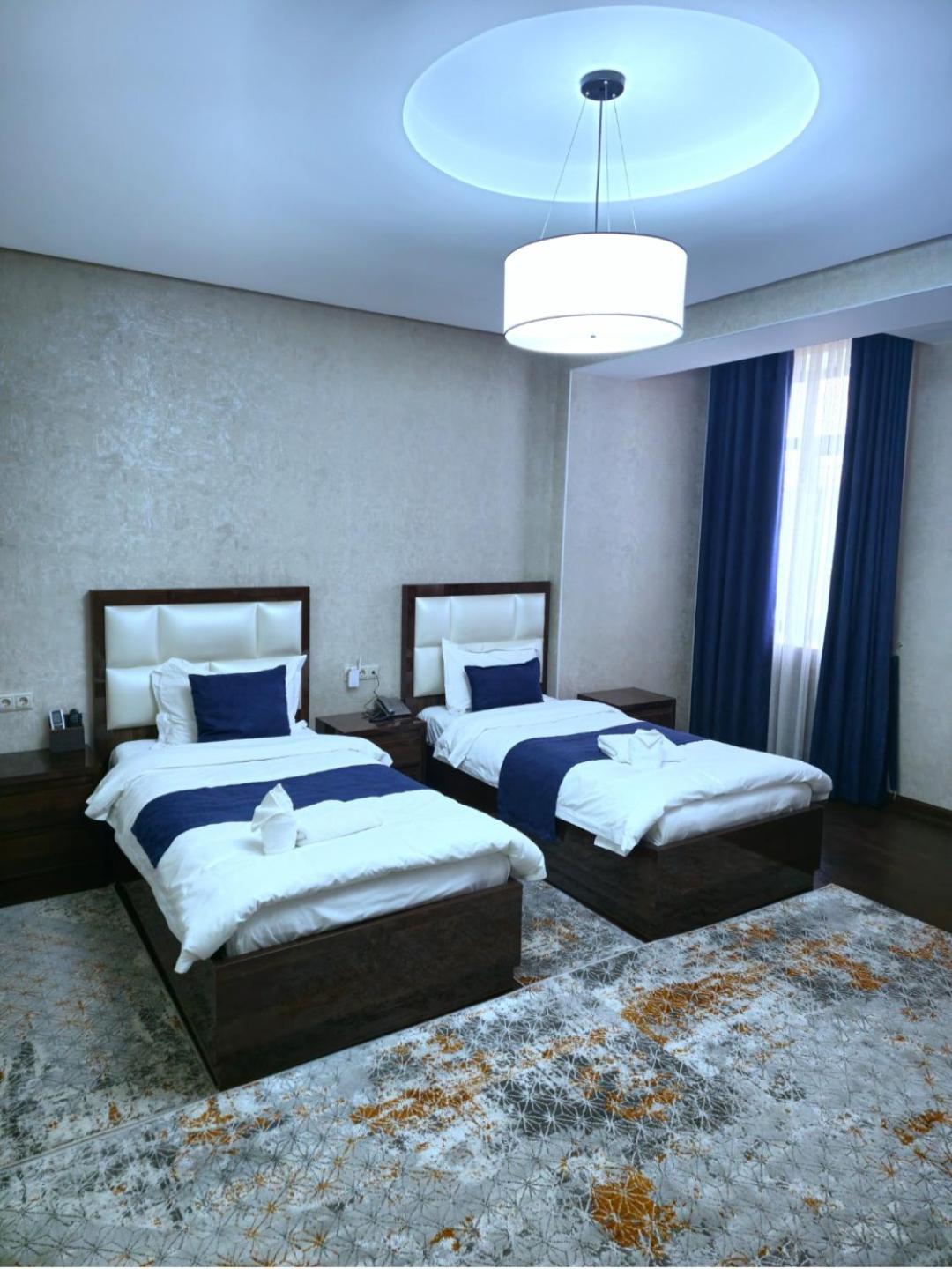 Hotel Ayni Dušanbe Pokoj fotografie