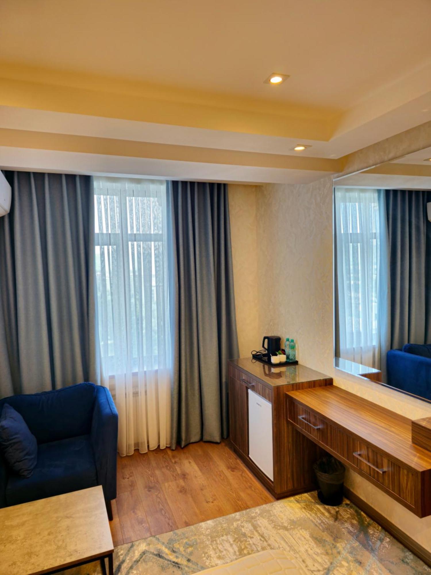 Hotel Ayni Dušanbe Pokoj fotografie